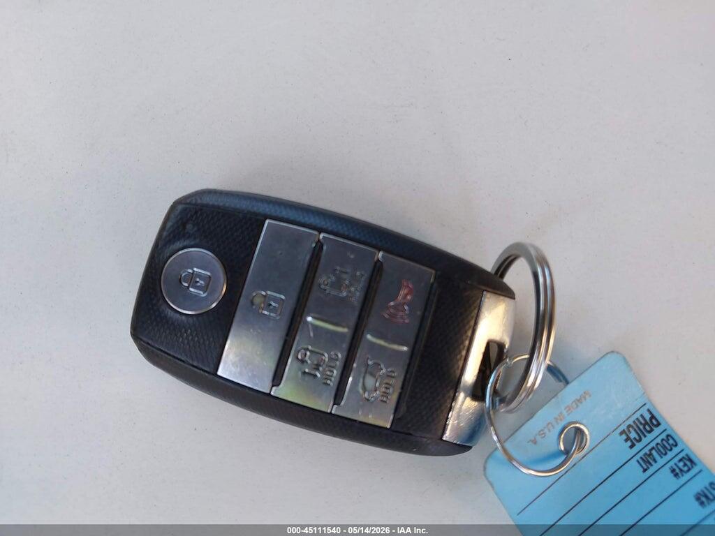 KNDMC5C10F6031619 2015 KIA SEDONA photo no. 11
