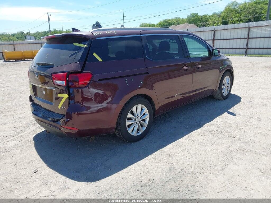 KNDMC5C10F6031619 2015 KIA SEDONA photo no. 4