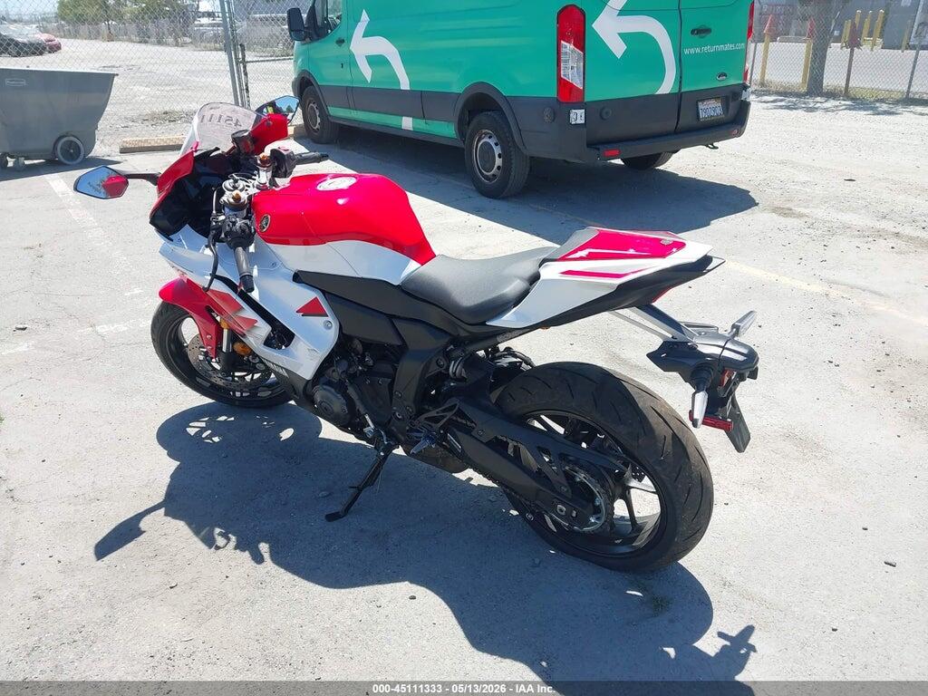 JYARM60Y3TA000301 2026 YAMAHA YZFR7 photo no. 3