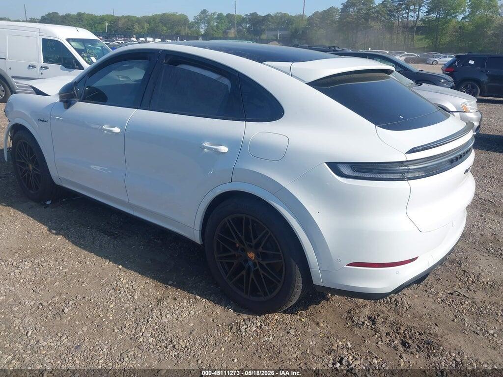 WP1BE2AY5TDA45117 2026 PORSCHE CAYENNE E-HYBRID COUPE photo no. 3