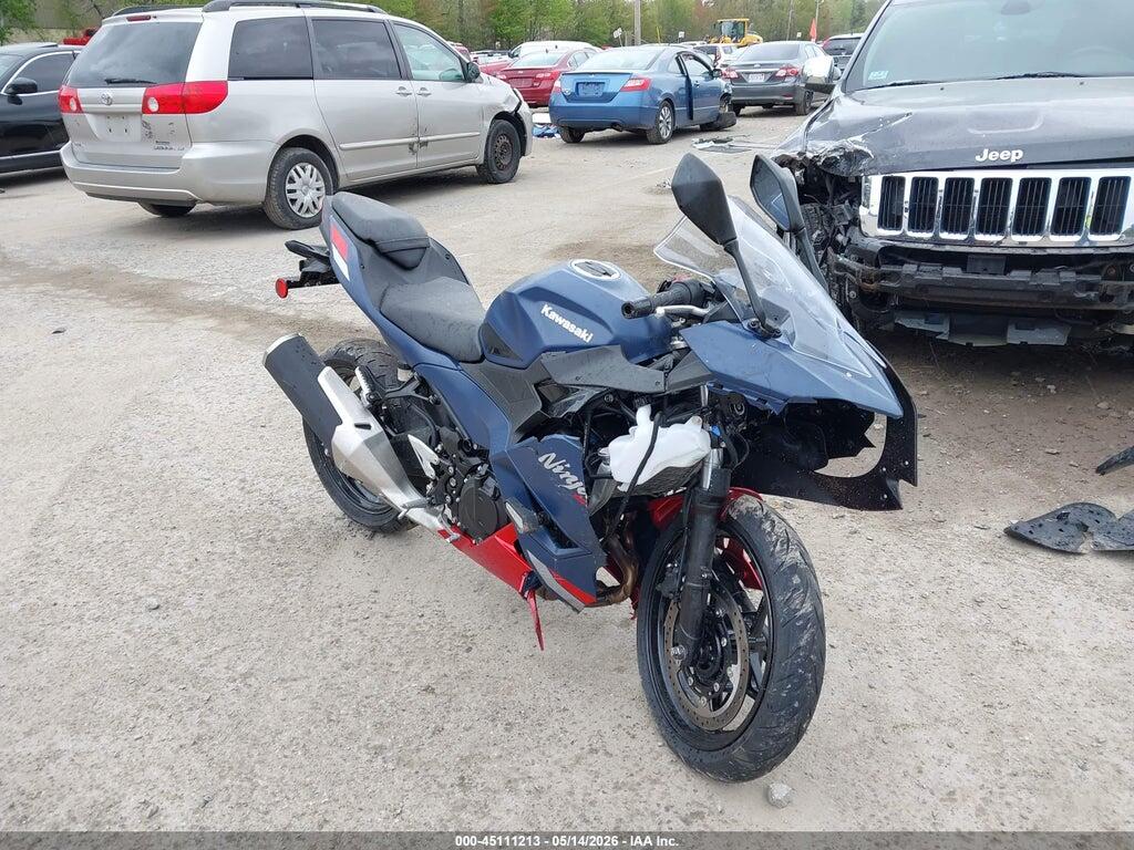 ML5EXGJ17TDA85429 2026 KAWASAKI EX500 photo no. 1