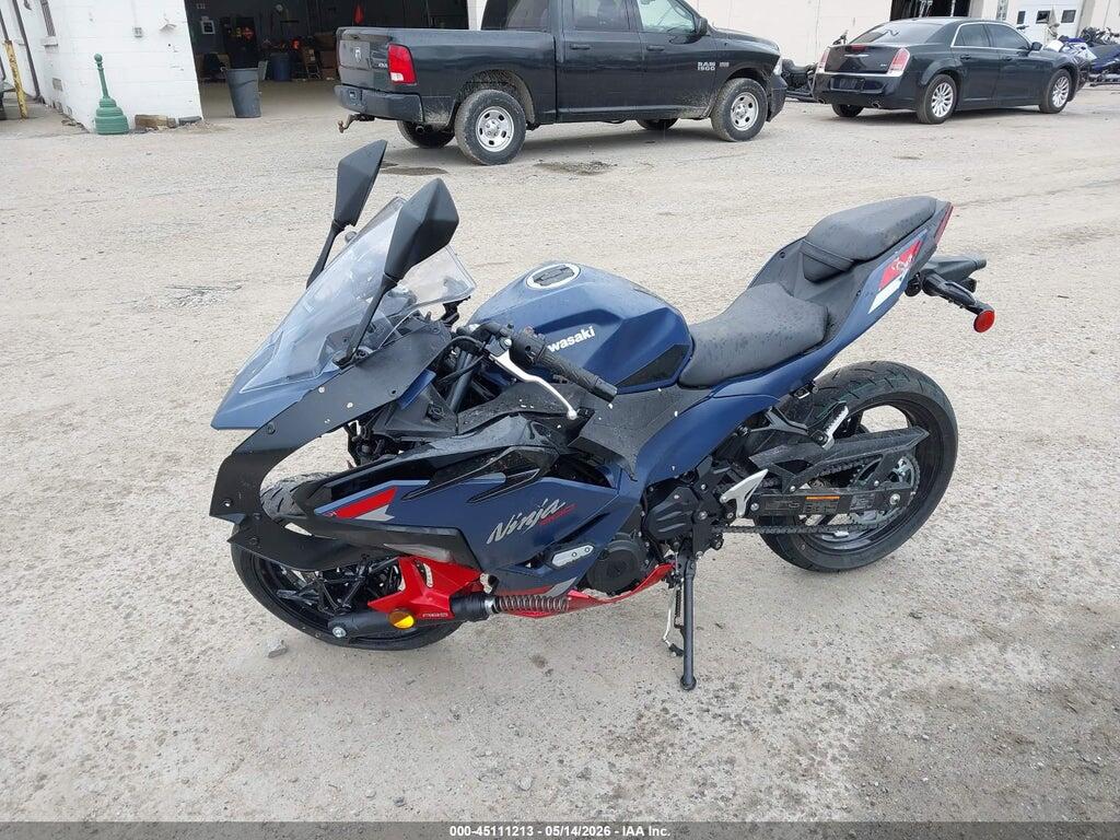 ML5EXGJ17TDA85429 2026 KAWASAKI EX500 photo no. 2