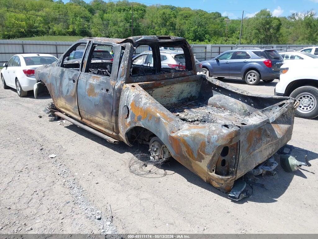 1C6RR7LG2PS516882 2023 RAM 1500 CLASSIC photo no. 3