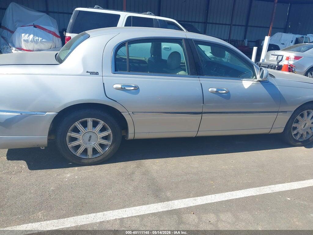 1LNHM82W77Y628488 2007 LINCOLN TOWN CAR photo no. 12