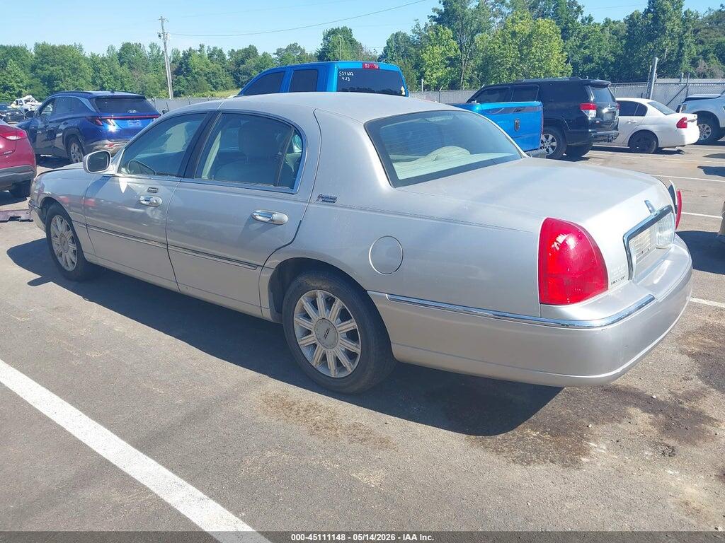 1LNHM82W77Y628488 2007 LINCOLN TOWN CAR photo no. 3