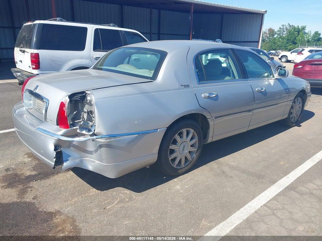 1LNHM82W77Y628488 2007 LINCOLN TOWN CAR photo no. 4