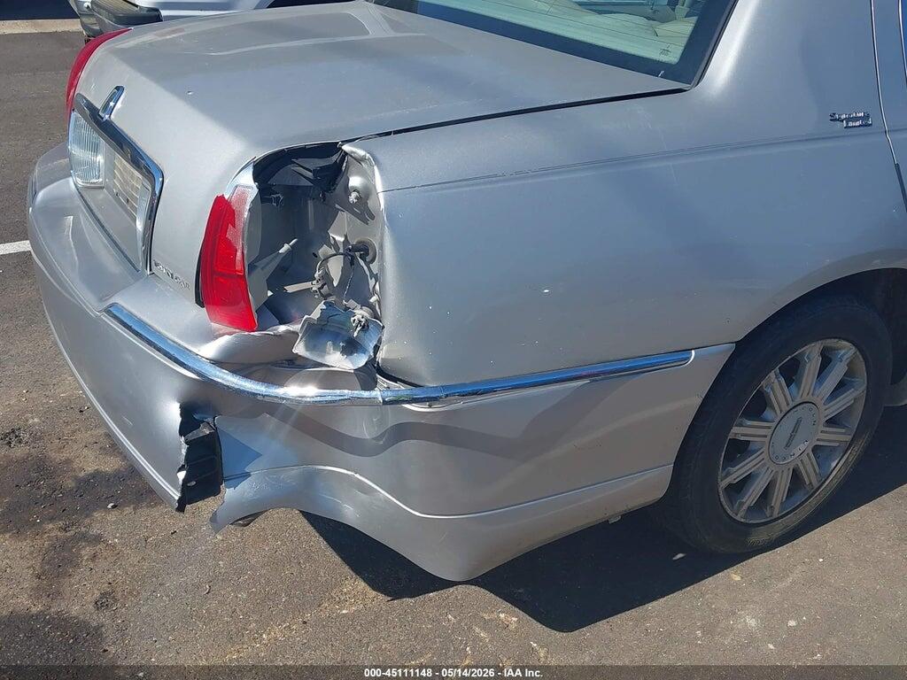 1LNHM82W77Y628488 2007 LINCOLN TOWN CAR photo no. 6