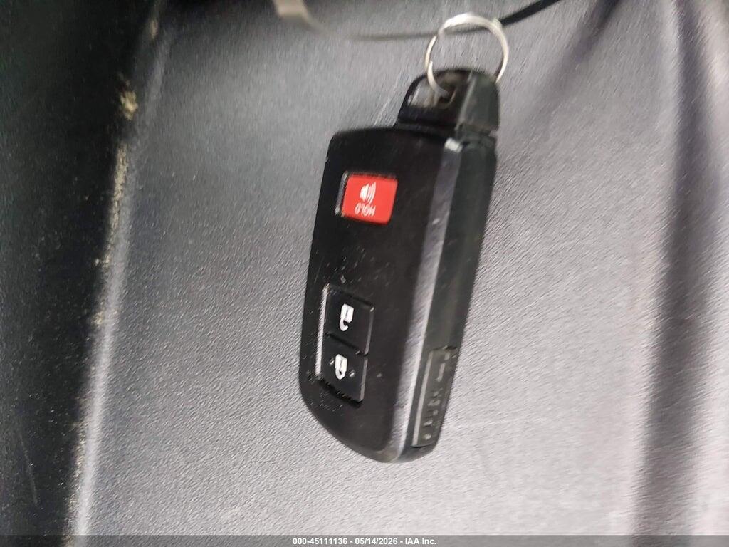 JTDKDTB35C1031281 2012 TOYOTA PRIUS C photo no. 11
