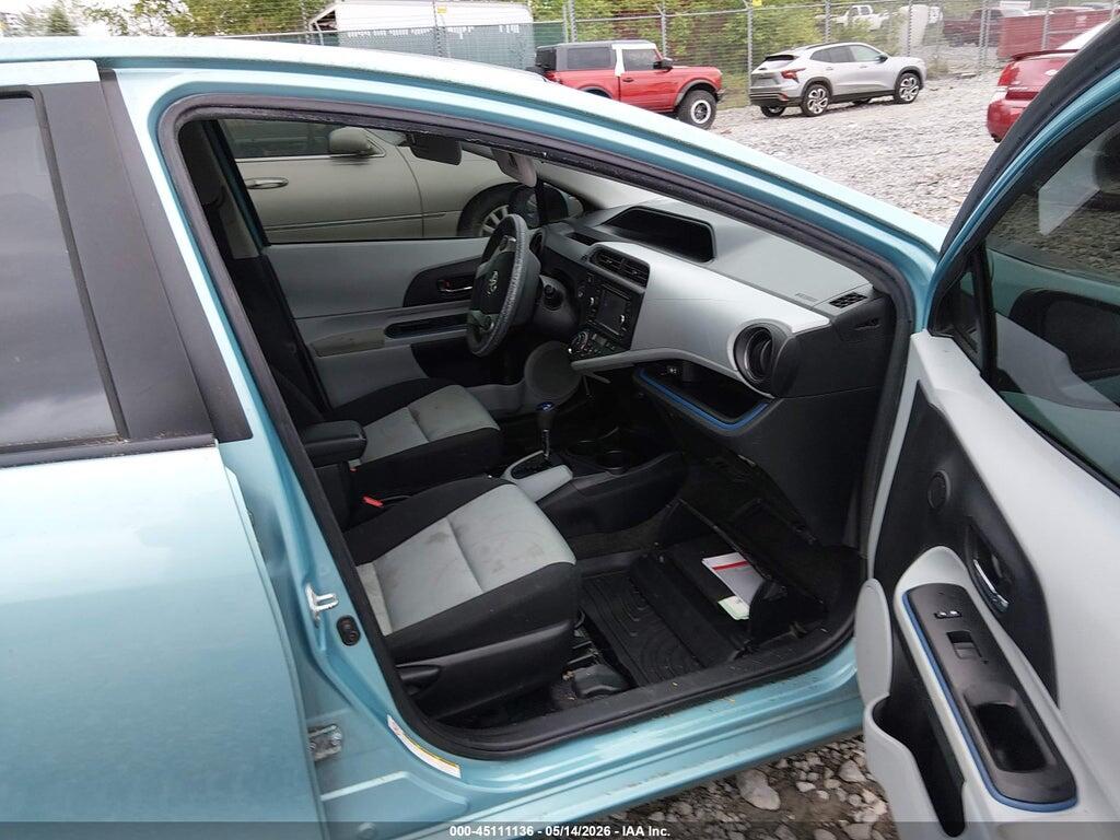 JTDKDTB35C1031281 2012 TOYOTA PRIUS C photo no. 5
