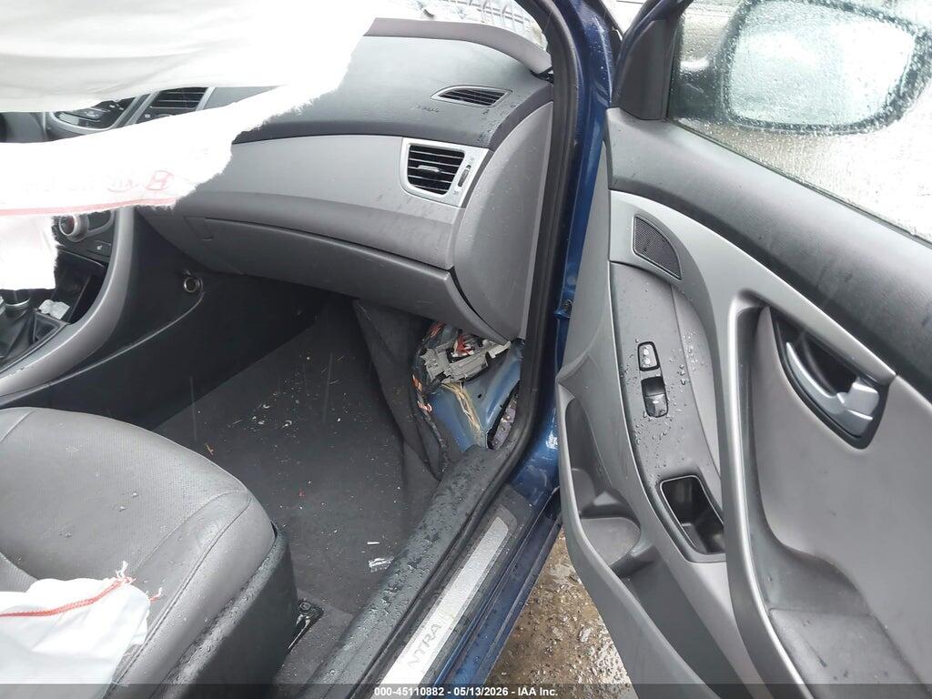5NPDH4AE6FH633254 2015 HYUNDAI ELANTRA photo no. 5