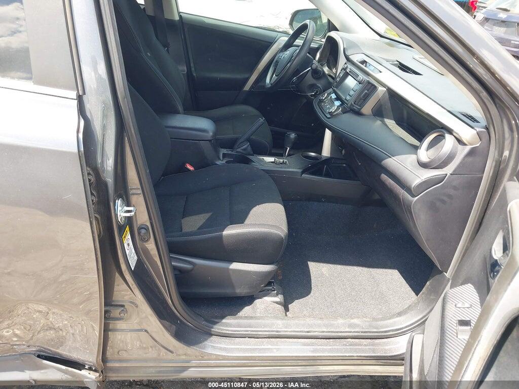 2T3WFREV7FW190062 2015 TOYOTA RAV4 photo no. 5