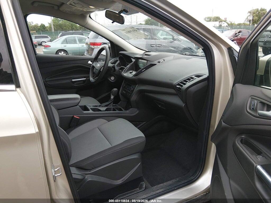 1FMCU0GD9HUC33188 2017 FORD ESCAPE photo no. 5