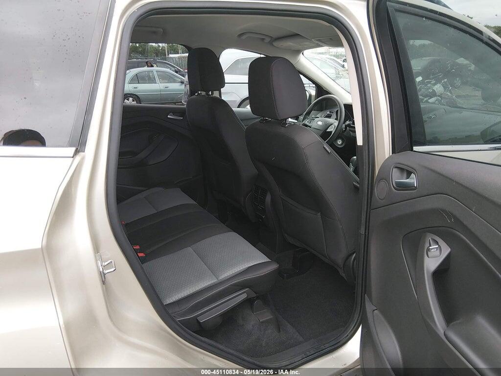 1FMCU0GD9HUC33188 2017 FORD ESCAPE photo no. 8