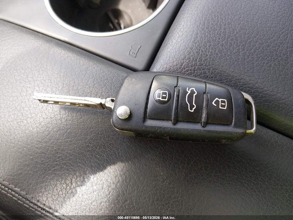 WA1LMAFE3CD008837 2012 AUDI Q7 photo no. 11