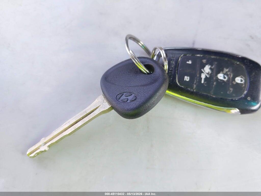 5NPDH4AE4FH561759 2015 HYUNDAI ELANTRA photo no. 11