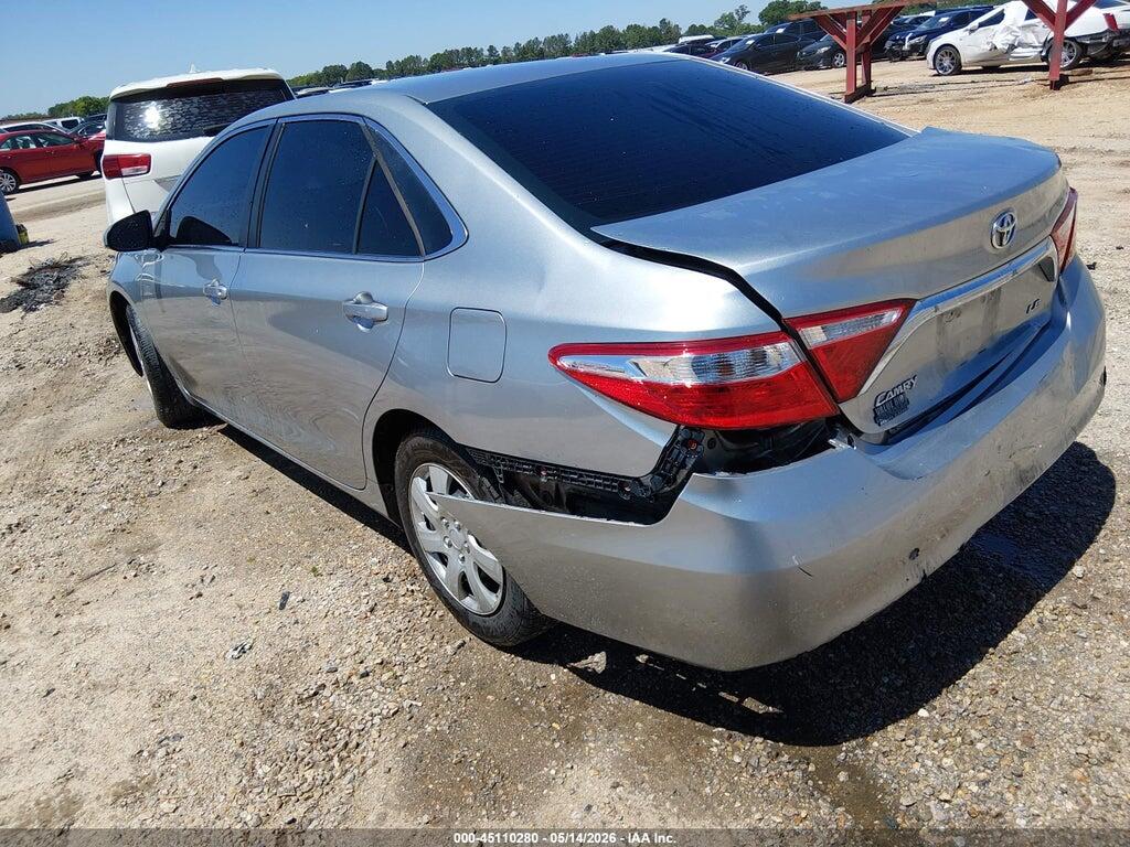4T4BF1FK5FR500129 2015 TOYOTA CAMRY photo no. 3