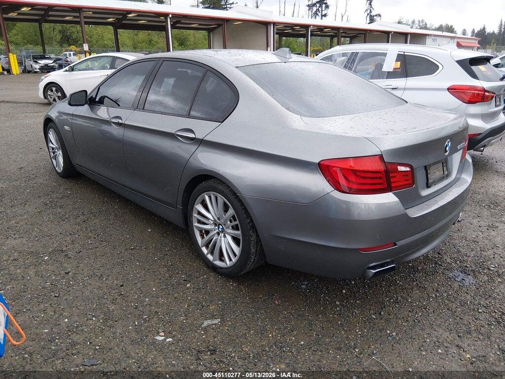 WBAFR9C52BC599798 2011 BMW 550I photo no. 3