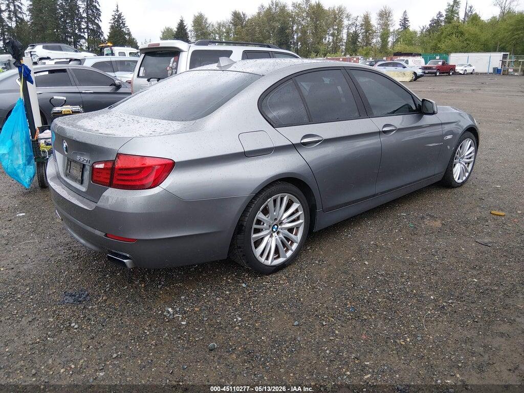 WBAFR9C52BC599798 2011 BMW 550I photo no. 4