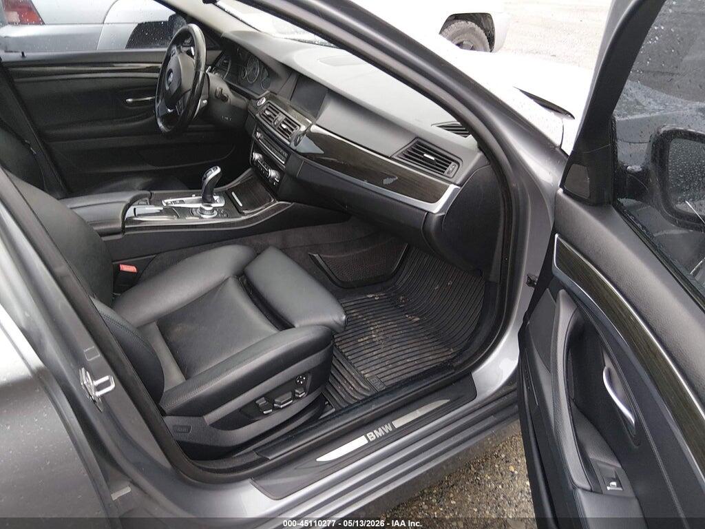 WBAFR9C52BC599798 2011 BMW 550I photo no. 5
