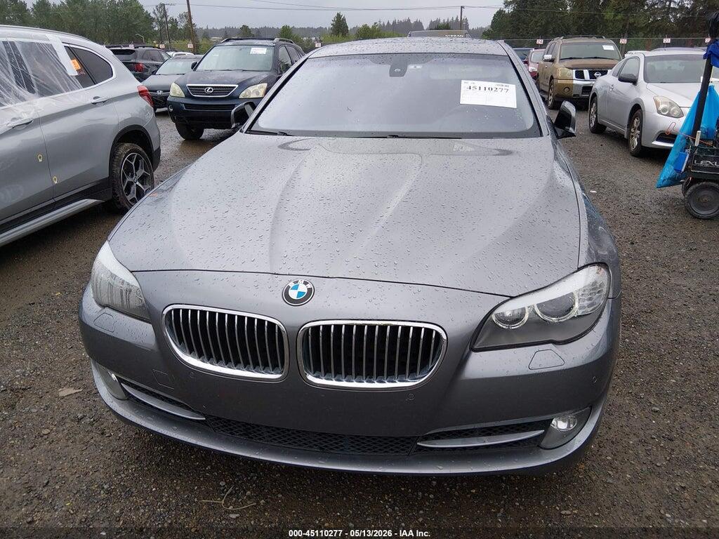 WBAFR9C52BC599798 2011 BMW 550I photo no. 6