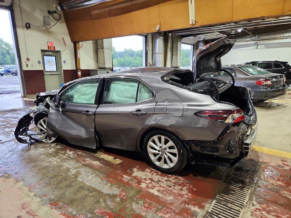 2023 TOYOTA CAMRY LE — Фото 2 из 12
