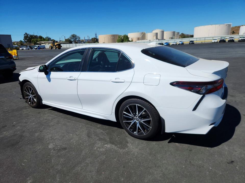 2023 TOYOTA CAMRY SE — Фото 2 из 13