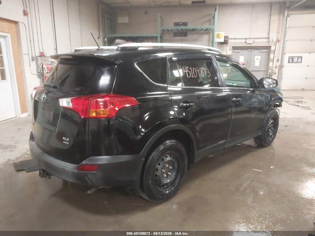 2T3RFREV8FW371684 2015 TOYOTA RAV4 photo no. 4