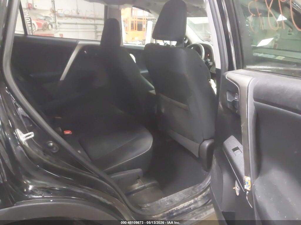 2T3RFREV8FW371684 2015 TOYOTA RAV4 photo no. 8