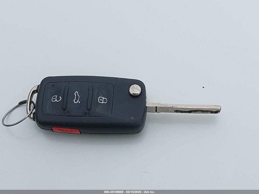 3VW2K7AJ4DM411260 2013 VOLKSWAGEN JETTA photo no. 11