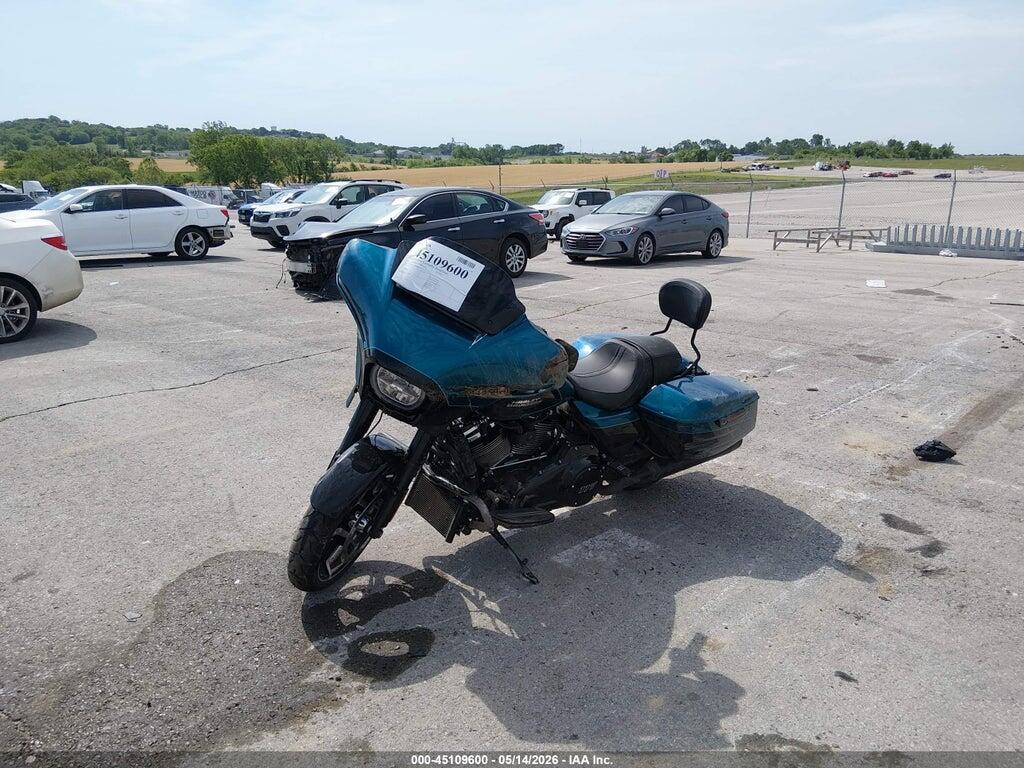 1HD1KB716TB602370 2026 HARLEY-DAVIDSON FLHX photo no. 2
