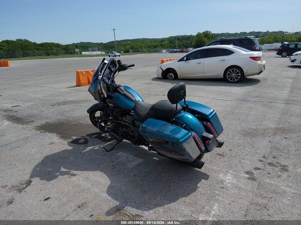 1HD1KB716TB602370 2026 HARLEY-DAVIDSON FLHX photo no. 3