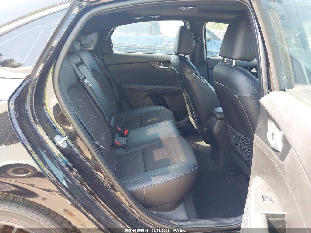 3KPF54AD6PE615268 2023 KIA FORTE photo no. 8