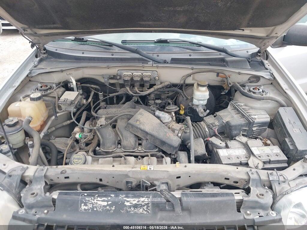 1FMCU03195DA07093 2005 FORD ESCAPE photo no. 10