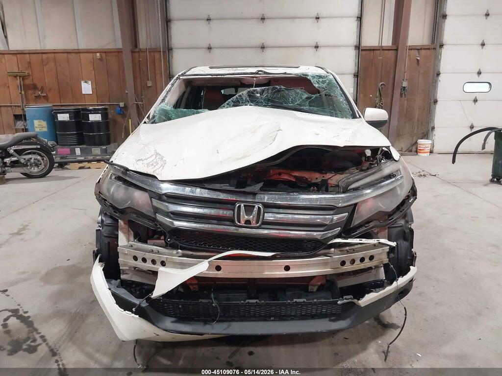 5FNYF6H53GB025572 2016 HONDA PILOT photo no. 6