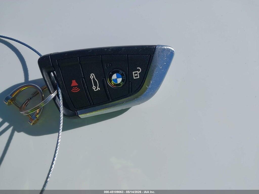 WBXHU7C35H5H36281 2017 BMW X1 photo no. 11