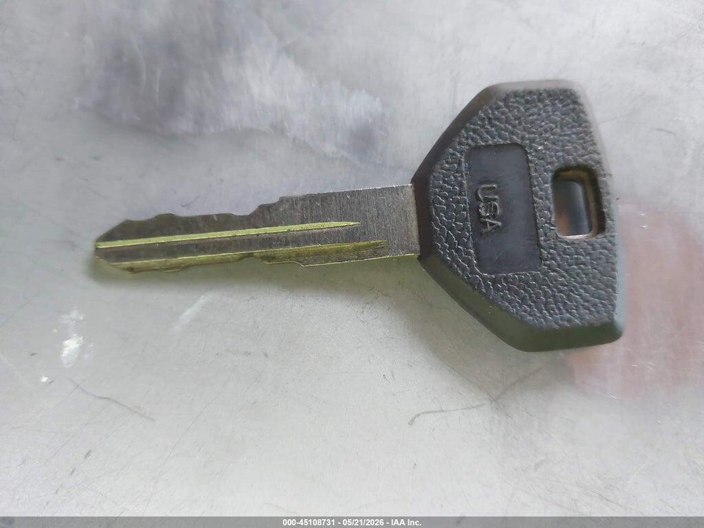 4V4NC9EH3GN975240 2016 VOLVO VN photo no. 10