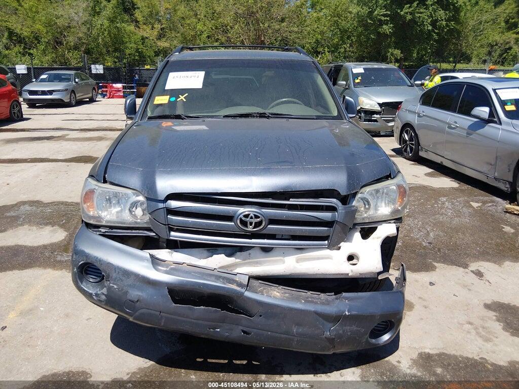 JTEEP21A050128696 2005 TOYOTA HIGHLANDER photo no. 12
