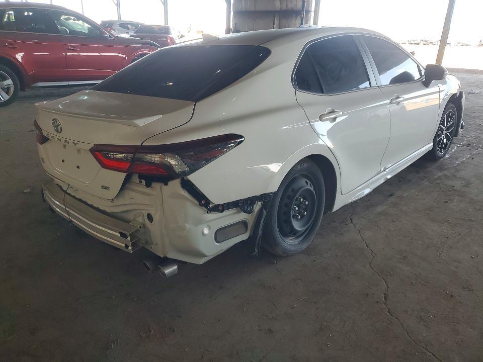 2023 TOYOTA CAMRY SE — Фото 3 из 12
