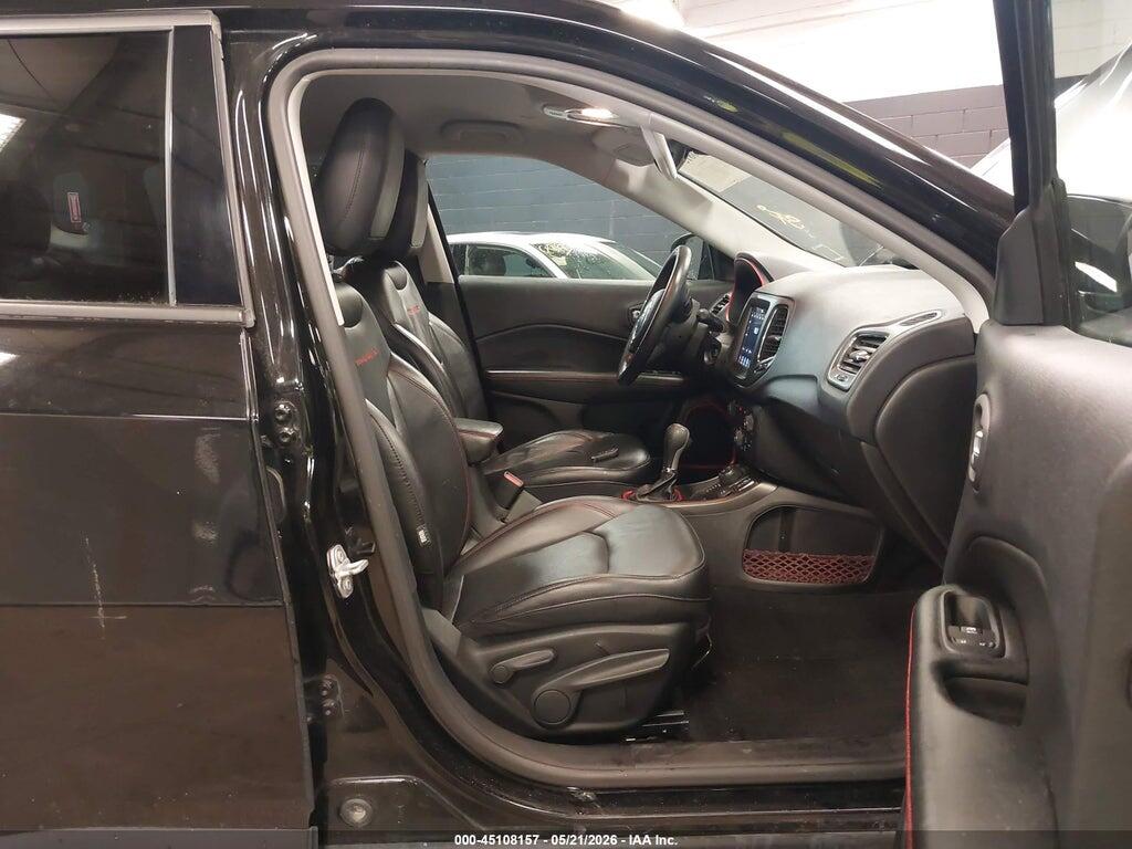 3C4NJDDB3HT646315 2017 JEEP NEW COMPASS photo no. 5