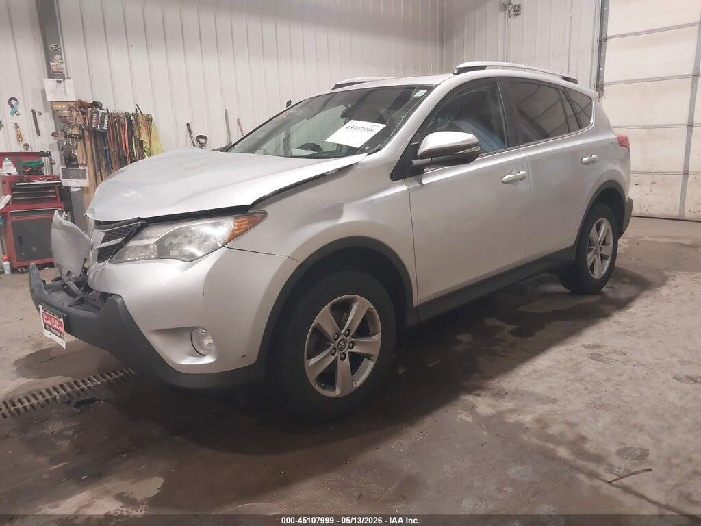 2T3RFREV5FW238882 2015 TOYOTA RAV4 photo no. 2