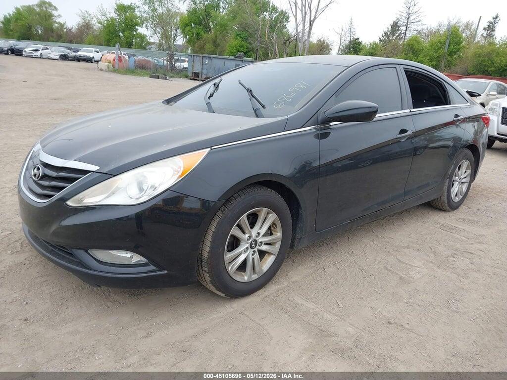 5NPEB4AC3DH686981 2013 HYUNDAI SONATA photo no. 2