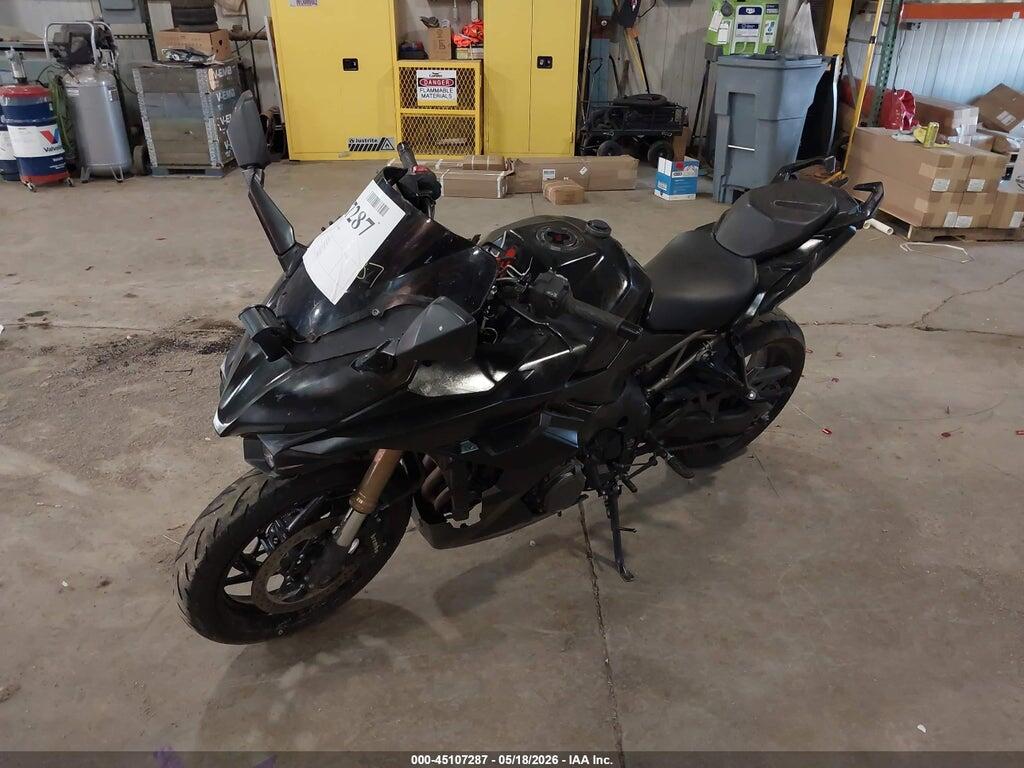 JS1EK12B0P7100213 2023 SUZUKI GSX1000 photo no. 2