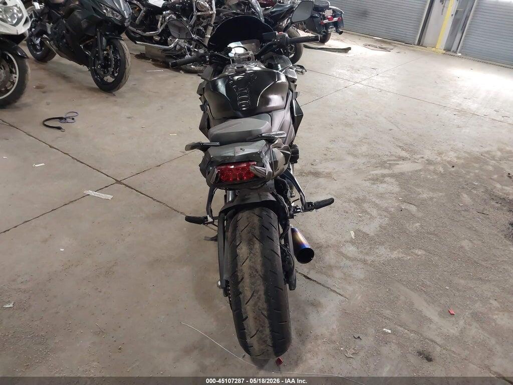 JS1EK12B0P7100213 2023 SUZUKI GSX1000 photo no. 6
