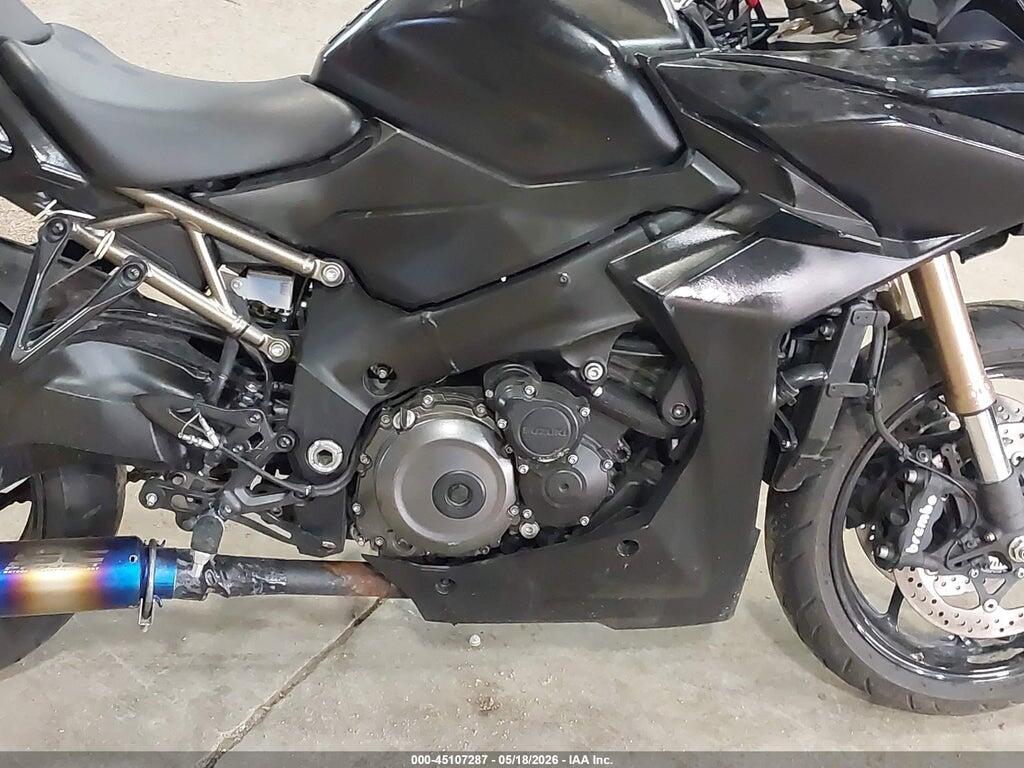 JS1EK12B0P7100213 2023 SUZUKI GSX1000 photo no. 8