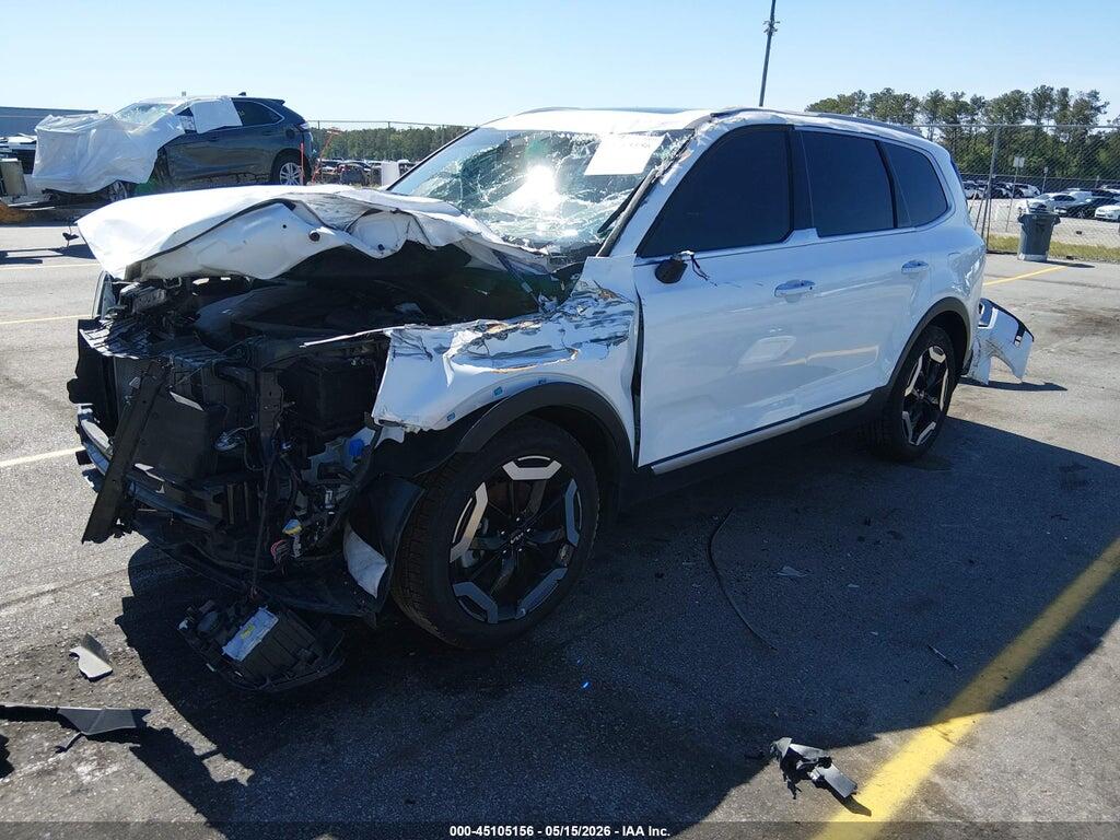 5XYP6DGC0PG400777 2023 KIA TELLURIDE photo no. 2