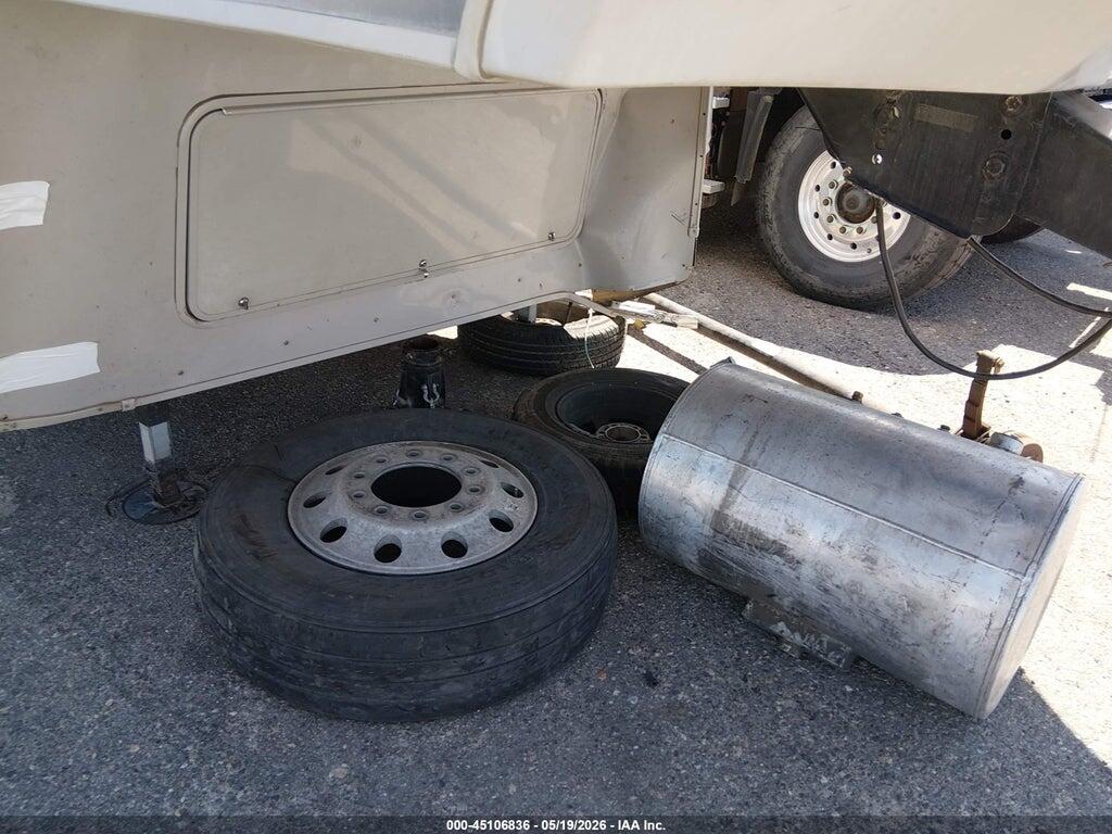 4YDF29925BA510609 2011 KEYSTONE RV OTHER photo no. 12