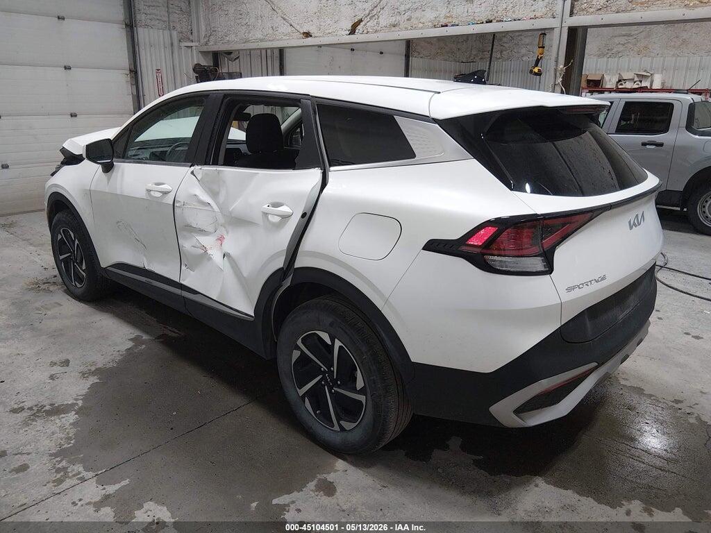 KNDPUCAG9P7058139 2023 KIA SPORTAGE HYBRID photo no. 3