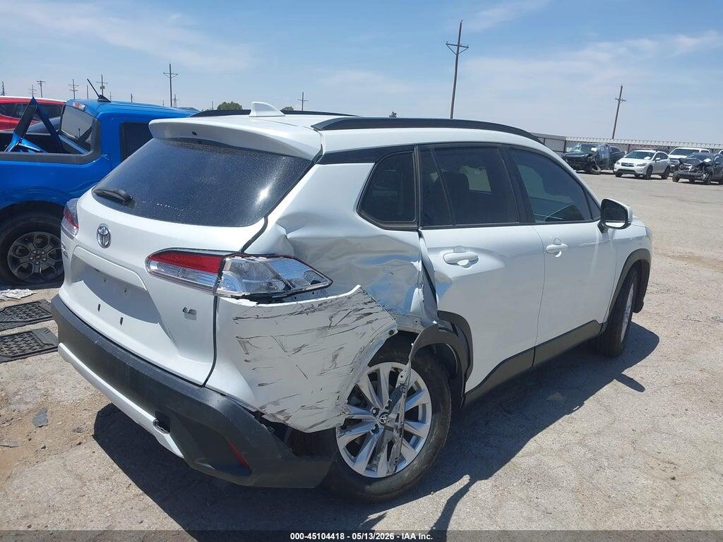 7MUCAAAG0NV012137 2022 TOYOTA COROLLA CROSS photo no. 4