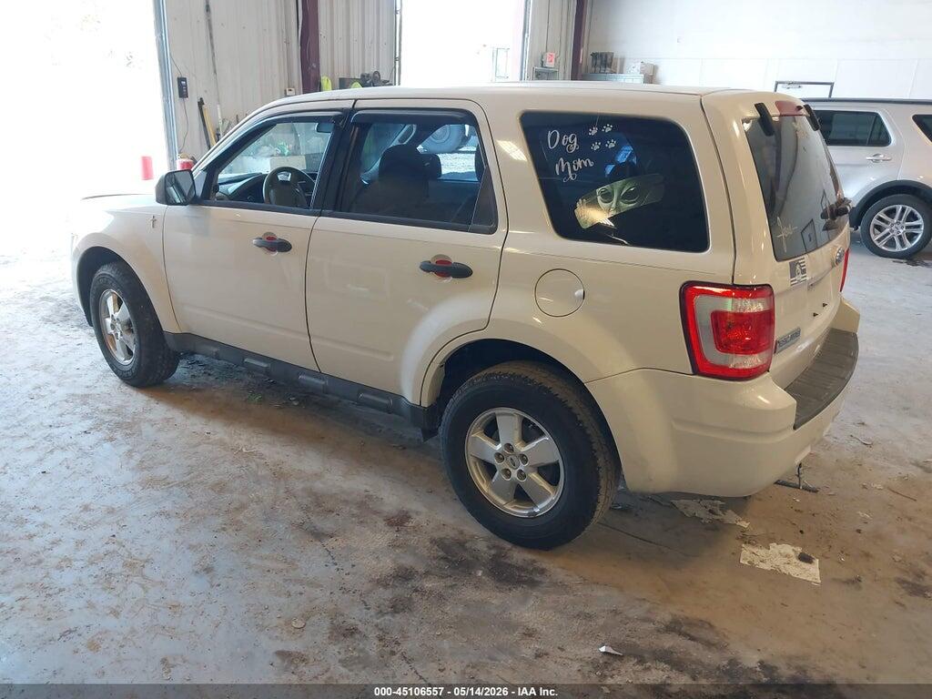 1FMCU0C74BKB78801 2011 FORD ESCAPE photo no. 3