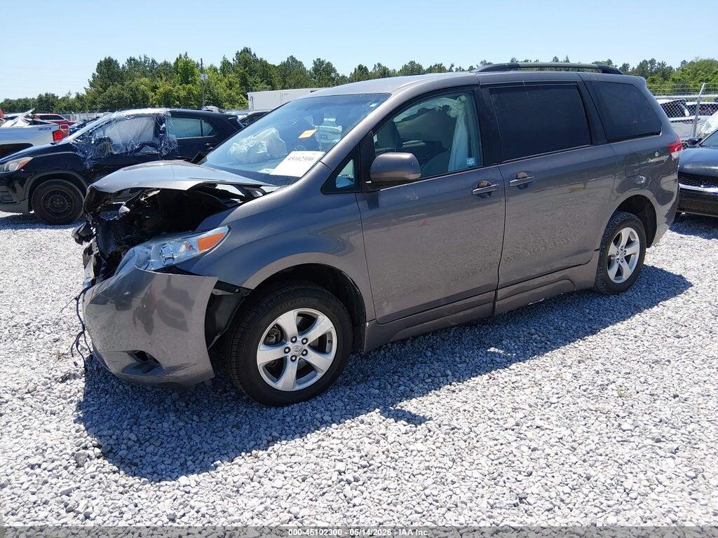 5TDKK3DC5ES485331 2014 TOYOTA SIENNA photo no. 2